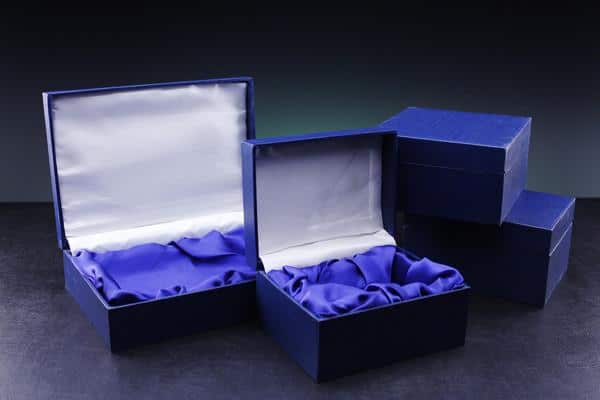 Ambassador, Optic packaging