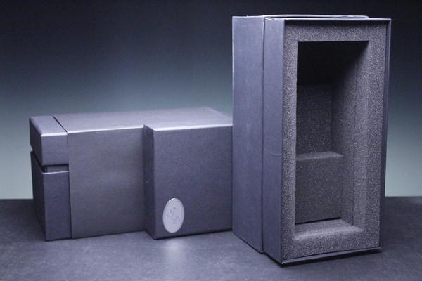 Apex, Optic packaging