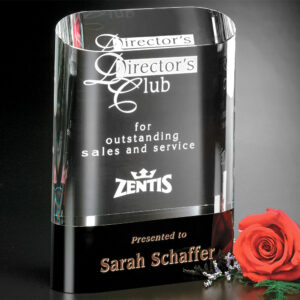 Cosmo Oval, Optic